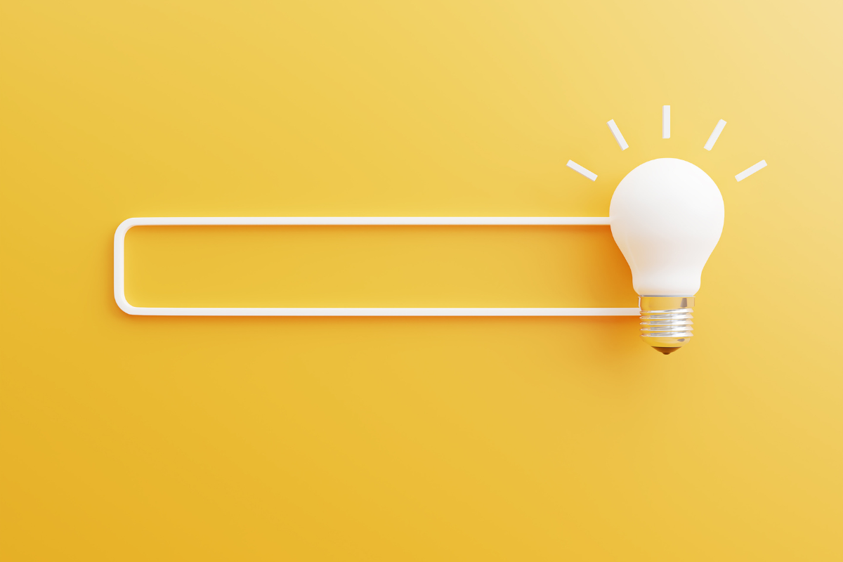 On a yellow background, there is a search engine box and a light bulb, symbolizing the search for information on the internet.