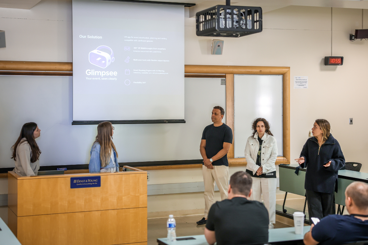 The picture shows ABC Silicon Valley 2025 participants presenting their entrepreneurial ideas.